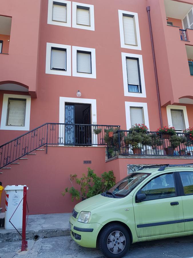Lorenzo'S Charming Flat Monterosso al Mare Buitenkant foto